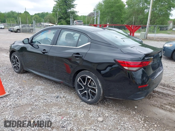 2025 Nissan Sentra SR with VIN 3N1AB8DV9SY292455, listed as a IAAI auction lot 42118993 with 4,022 mi miles and . Bid and sale history available at DreamBid. Image 3.