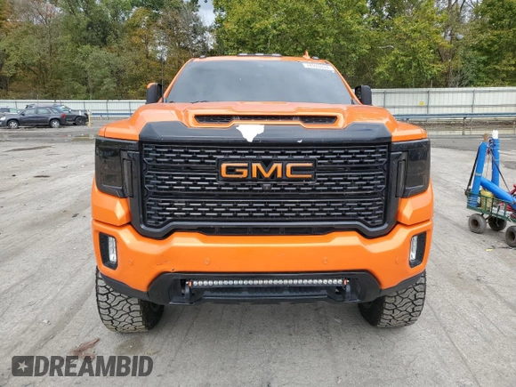 2021 GMC Sierra 3500HD Denali z VIN 1GT49WEY3MF113372, wystawiony jako Copart lot #74920824 z przebiegiem 26 900 mil mil oraz Szkoda całkowita • Salvage title. Historia ofert i sprzedaży dostępna na DreamBid. Obrazek 5.