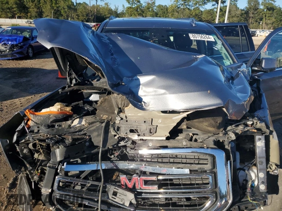 2019 GMC Yukon SLT with VIN 1GKS1BKC6KR217015, listed as a Copart auction lot 80756264 with 110,186 mi miles and Salvage Title. Bid and sale history available at carsss.com. Image 14.