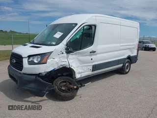 2019 Ford Transit z VIN 1FTYE2CM2KKB42436, wystawiony jako IAAI lot #42636612 z przebiegiem 51 860 mil mil oraz . Historia ofert i sprzedaży dostępna na DreamBid. Obrazek 2.
