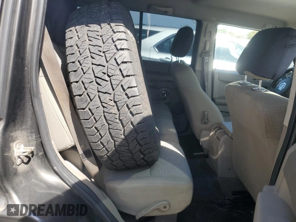 2006 Jeep Commander z VIN 1J8HG48KX6C229068, wystawiony jako Copart lot #54003995 z przebiegiem 186 875 mil mil oraz Szkoda całkowita • Salvage title. Historia ofert i sprzedaży dostępna na DreamBid. Obrazek 11.