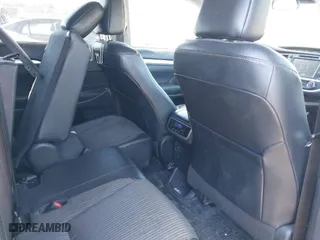 2018 Toyota Highlander LE with VIN 5TDBZRFH1JS490107, listed as a IAAI auction lot 41880092 with 53,710 mi miles. Bid and sale history available at carsss.com. Image 8.