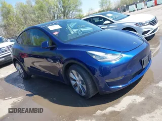2022 Tesla Model Y Long Range z VIN 7SAYGDEE7NA018532, wystawiony jako IAAI lot #41956792 z przebiegiem 32 573 mil mil oraz . Historia ofert i sprzedaży dostępna na DreamBid. Obrazek 1.