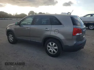 2012 Kia Sorento LX with VIN 5XYKT4A11CG237142, listed as a Copart auction lot 76637024 with 323,504 mi miles and Clean Title. Bid and sale history available at carsss.com. Image 2.