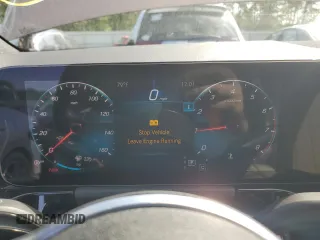 2022 Mercedes-Benz GLA 250 z VIN W1N4N4GB5NJ373403, wystawiony jako Copart lot #53939825 z przebiegiem 13 906 mil mil oraz Szkody całkowita. Historia ofert i sprzedaży dostępna na DreamBid. Obrazek 9.