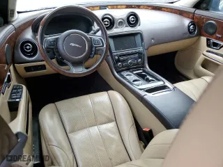 2015 Jaguar XJ with VIN SAJWA2GZ0F8V86007, listed as a Copart auction lot 82233514 with 0 mi miles and Clean Title. Bid and sale history available at carsss.com. Image 8.