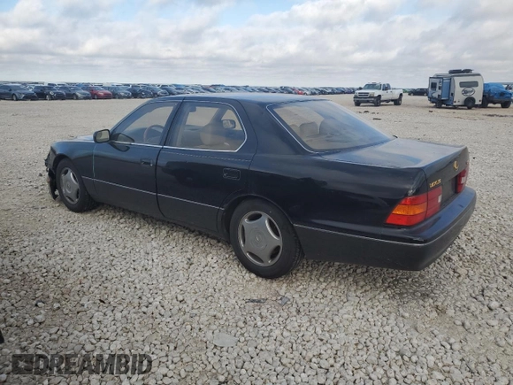 2000 Lexus LS 400 z VIN JT8BH28F3Y0169199, wystawiony jako Copart lot #46851025 z przebiegiem 302 914 mil mil oraz Szkoda całkowita • Salvage title. Historia ofert i sprzedaży dostępna na DreamBid. Obrazek 2.