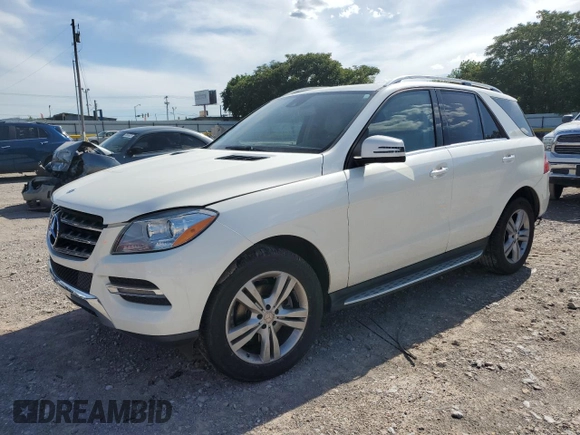 2013 Mercedes-Benz M 350 z VIN 4JGDA2EB5DA150900, wystawiony jako Copart lot #53835195 z przebiegiem 123 411 mil mil oraz Szkoda całkowita • Salvage title. Historia ofert i sprzedaży dostępna na DreamBid. Obrazek 1.