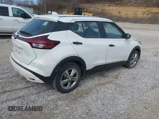 2022 Nissan Kicks S with VIN 3N1CP5BV3NL521872, listed as a IAAI auction lot 41693544 with 1 mi miles. Bid and sale history available at carsss.com. Image 4.