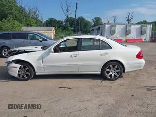 2008 Mercedes-Benz E 350 Luxury with VIN WDBUF87X38B338136, listed as a IAAI auction lot 42621867 with 85,174 mi miles and . Bid and sale history available at DreamBid. Image 14.