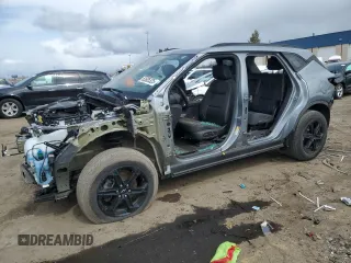 2023 Chevrolet Blazer LT z VIN 3GNKBDRS1PS208641, wystawiony jako Copart lot #52605325 z przebiegiem Nie podano mil oraz Nie do naprawy • Non repairable. Historia ofert i sprzedaży dostępna na DreamBid. Obrazek 1.