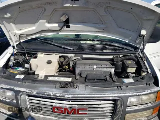 2000 GMC Savana Cargo Van YF7 with VIN 1GDFG15R6Y1230985, listed as a Copart auction lot 69868404 with 0 mi miles and Non Repairable. Bid and sale history available at carsss.com. Image 11.