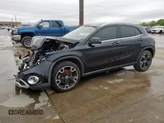 2020 Mercedes-Benz GLA 250 z VIN WDCTG4EB0LU021822, wystawiony jako Copart lot #51746935 z przebiegiem Nie podano mil oraz Czysty tytuł • Clean title. Historia ofert i sprzedaży dostępna na DreamBid. Obrazek 1.