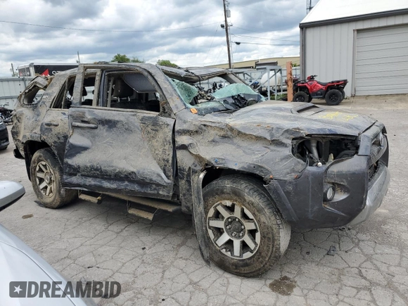 2020 Toyota 4Runner SR5 with VIN JTEBU5JR7L5767063, listed as a Copart auction lot 57969085 with Not provided miles and Salvage title. Bid and sale history available at DreamBid. Image 4.