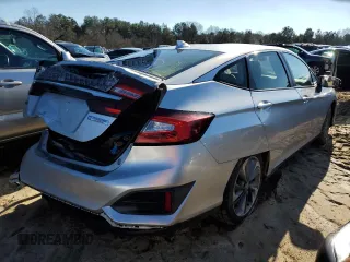 2018 Honda Clarity Plug-In Hybrid with VIN JHMZC5F16JC015547, listed as a Copart auction lot 82966653 with 0 mi miles. Bid and sale history available at carsss.com. Image 3.