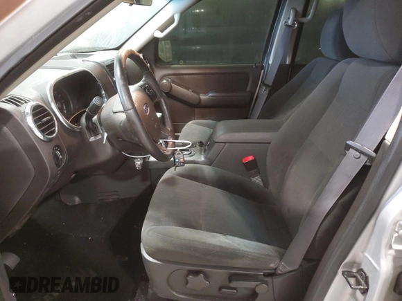 2009 Ford Explorer XLT with VIN 1FMEU73E99UA35633, listed as a Copart auction lot 50572125 with 124,471 mi miles and Salvage title. Bid and sale history available at DreamBid. Image 7.