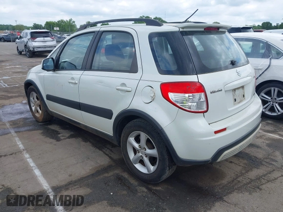 2007 Suzuki SX4 with VIN JS2YB413975105927, listed as a IAAI auction lot 42136696 with 232,480 mi miles. Bid and sale history available at carsss.com. Image 3.