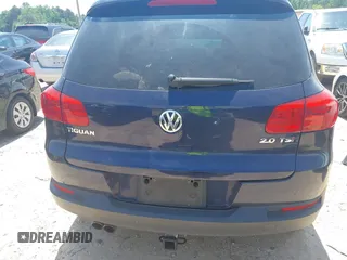 2012 Volkswagen Tiguan SE with VIN WVGAV7AX7CW534703, listed as a IAAI auction lot 42463358 with 119,699 mi miles and . Bid and sale history available at DreamBid. Image 16.