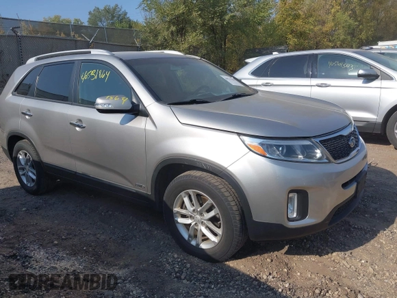 2014 Kia Sorento LX with VIN 5XYKTDA7XEG469374, listed as a IAAI auction lot 40531864 with 108,651 mi miles. Bid and sale history available at carsss.com. Image 1.