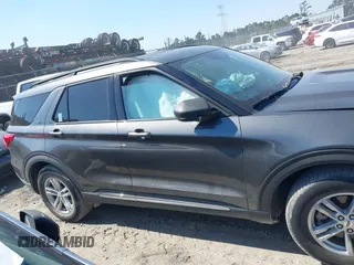 2020 Ford Explorer XLT with VIN 1FMSK7DH0LGB14180, listed as a IAAI auction lot 41671804 with 76,677 mi miles. Bid and sale history available at carsss.com. Image 13.