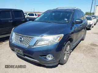 2014 Nissan Pathfinder SV with VIN 5N1AR2MN9EC687010, listed as a IAAI auction lot 41982320 with 173,138 mi miles. Bid and sale history available at carsss.com. Image 2.