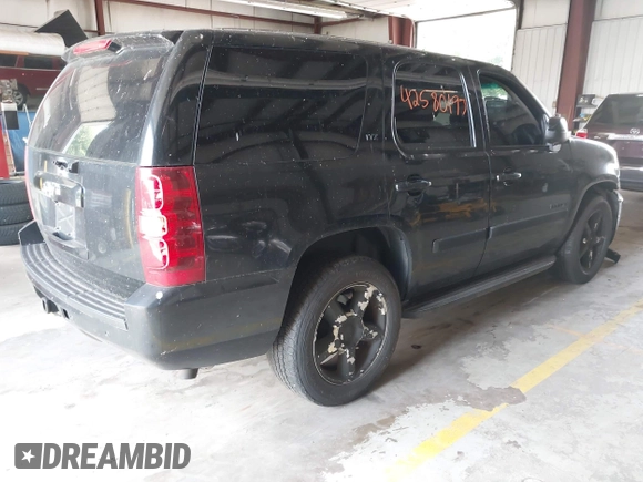 2007 Chevrolet Tahoe LT z VIN 1GNFK13087R105226, wystawiony jako IAAI lot #42580197 z przebiegiem 230 762 mil mil oraz . Historia ofert i sprzedaży dostępna na DreamBid. Obrazek 4.