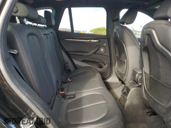 2022 BMW X1 xDrive28i z VIN WBXJG9C08N5V03613, wystawiony jako Copart lot #47483485 z przebiegiem 7 296 mil mil oraz Czysty tytuł • Clean title. Historia ofert i sprzedaży dostępna na DreamBid. Obrazek 11.