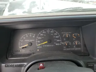 1999 GMC Yukon with VIN 1GKEK13R9XJ803351, listed as a Copart auction lot 81800974 with 0 mi miles and Salvage Title. Bid and sale history available at carsss.com. Image 9.