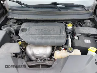2020 Jeep Cherokee Latitude with VIN 1C4PJMCB8LD607440, listed as a IAAI auction lot 42292035 with 34,939 mi miles and . Bid and sale history available at DreamBid. Image 10.