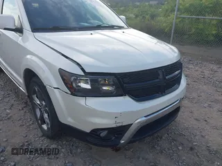 2016 Dodge Journey Crossroad with VIN 3C4PDCGGXGT118920, listed as a IAAI auction lot 42764449 with 102,937 mi miles and . Bid and sale history available at DreamBid. Image 6.