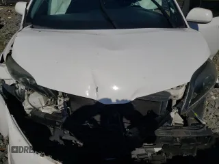 2018 Toyota Sienna SE with VIN 5TDXZ3DC9JS937339, listed as a Copart auction lot 50447875 with 129,144 mi miles and Salvage title. Bid and sale history available at DreamBid. Image 14.