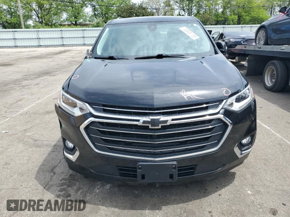 2019 Chevrolet Traverse Premier z VIN 1GNERKKW7KJ135666, wystawiony jako Copart lot #55920135 z przebiegiem 105 812 mil mil oraz Szkoda całkowita • Salvage title. Historia ofert i sprzedaży dostępna na DreamBid. Obrazek 5.