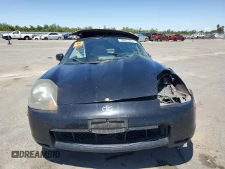 2001 Toyota MR2 z VIN JTDFR320210040595, wystawiony jako Copart lot #56623495 z przebiegiem Nie podano mil oraz Szkody całkowita. Historia ofert i sprzedaży dostępna na DreamBid. Obrazek 5.