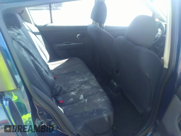 2009 Nissan Versa S with VIN 3N1BC13E59L362681, listed as a IAAI auction lot 33353560 with 130,948 mi miles and . Bid and sale history available at carsss.com. Image 8.