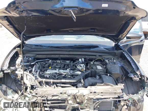 2024 Mazda CX-30 S Select Sport with VIN 3MVDMBBM2RM657781, listed as a IAAI auction lot 42297311 with 13,677 mi miles and . Bid and sale history available at DreamBid. Image 10.