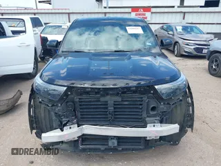 2022 Ford Explorer ST-Line with VIN 1FMSK7KH7NGB05501, listed as a IAAI auction lot 41989567 with 58,895 mi miles and . Bid and sale history available at DreamBid. Image 13.
