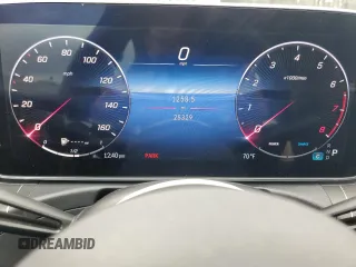 2023 Mercedes-Benz C 300 z VIN W1KAF4GB5PR106148, wystawiony jako Copart lot #39655924 z przebiegiem 25 329 mil mil oraz . Historia ofert i sprzedaży dostępna na DreamBid. Obrazek 9.