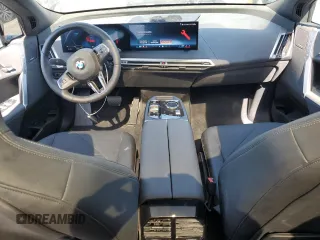 2025 BMW iX xDrive50 z VIN WB523CF02SCS06555, wystawiony jako Copart lot #55291115 z przebiegiem Nie podano mil oraz Szkoda całkowita • Salvage title. Historia ofert i sprzedaży dostępna na DreamBid. Obrazek 8.