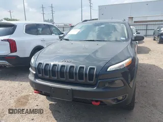 2016 Jeep Cherokee Trailhawk z VIN 1C4PJMBS0GW300131, wystawiony jako IAAI lot #42439009 z przebiegiem 173 571 mil mil oraz . Historia ofert i sprzedaży dostępna na DreamBid. Obrazek 12.