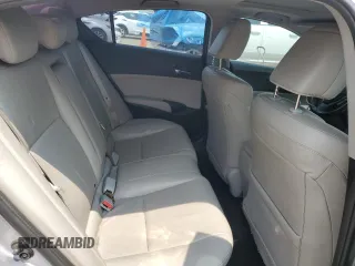 2017 Acura ILX z VIN 19UDE2F38HA013814, wystawiony jako Copart lot #59218595 z przebiegiem 97 776 mil mil oraz Szkoda całkowita • Salvage title. Historia ofert i sprzedaży dostępna na DreamBid. Obrazek 10.