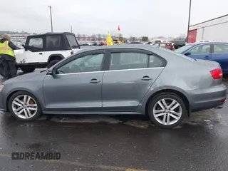 2017 Volkswagen Jetta SEL with VIN 3VWL17AJ1HM211546, listed as a IAAI auction lot 41502402 with 52,030 mi miles and . Bid and sale history available at DreamBid. Image 14.