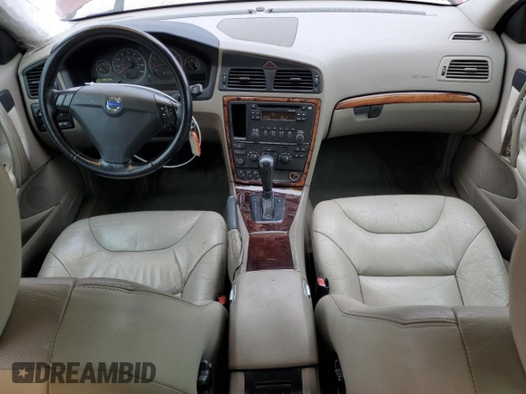 2005 Volvo S60 with VIN YV1RS592452437539, listed as a Copart auction lot 42298475 with 175,005 mi miles and Salvage Title. Bid and sale history available at carsss.com. Image 8.