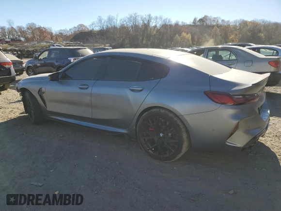 2022 BMW M8 Competition z VIN WBSGV0C08NCK26720, wystawiony jako Copart lot #78250474 z przebiegiem Nie podano mil oraz Szkoda całkowita • Salvage title. Historia ofert i sprzedaży dostępna na DreamBid. Obrazek 2.