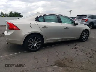 2018 Volvo S60 Inscription Platinum with VIN LYV402TM4JB165792, listed as a Copart auction lot 63076324 with 20,033 mi miles and Salvage Title. Bid and sale history available at carsss.com. Image 3.