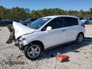 2008 Nissan Versa 1.8 S with VIN 3N1BC13EX8L387722, listed as a Copart auction lot 41983135 with 219,248 mi miles and Salvage Title. Bid and sale history available at carsss.com. Image 1.