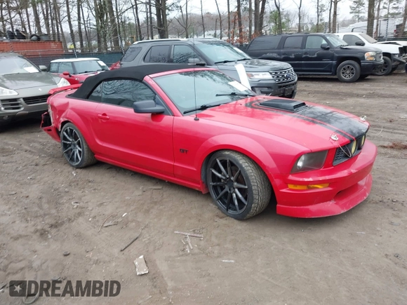 2006 Ford Mustang GT Deluxe with VIN 1ZVFT85H265120003, listed as a IAAI auction lot 41810689 with 93,878 mi miles. Bid and sale history available at carsss.com. Image 1.