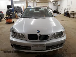 2001 BMW 3 Series 330Ci with VIN WBABN53421JU21846, listed as a Copart auction lot 84255684 with 188,425 mi miles and Salvage Title. Bid and sale history available at carsss.com. Image 5.
