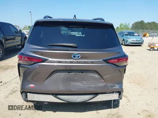 2021 Toyota Sienna XLE z VIN 5TDYRKEC0MS007394, wystawiony jako IAAI lot #42080004 z przebiegiem 75 553 mil mil oraz . Historia ofert i sprzedaży dostępna na DreamBid. Obrazek 17.