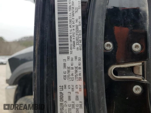 2015 Ram 2500 Big Horn z VIN 3C6UR5DL2FG569002, wystawiony jako Copart lot #43965245 z przebiegiem 147 592 mil mil oraz Szkoda całkowita • Salvage title. Historia ofert i sprzedaży dostępna na DreamBid. Obrazek 13.