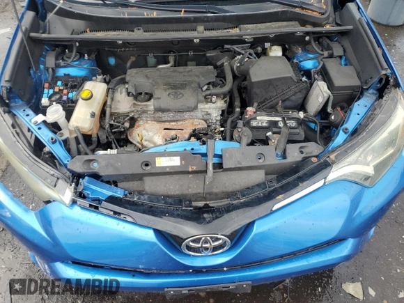 2016 Toyota RAV4 XLE z VIN 2T3RFREV8GW526994, wystawiony jako Copart lot #55227825 z przebiegiem 71 178 mil mil oraz Szkoda całkowita • Salvage title. Historia ofert i sprzedaży dostępna na DreamBid. Obrazek 12.
